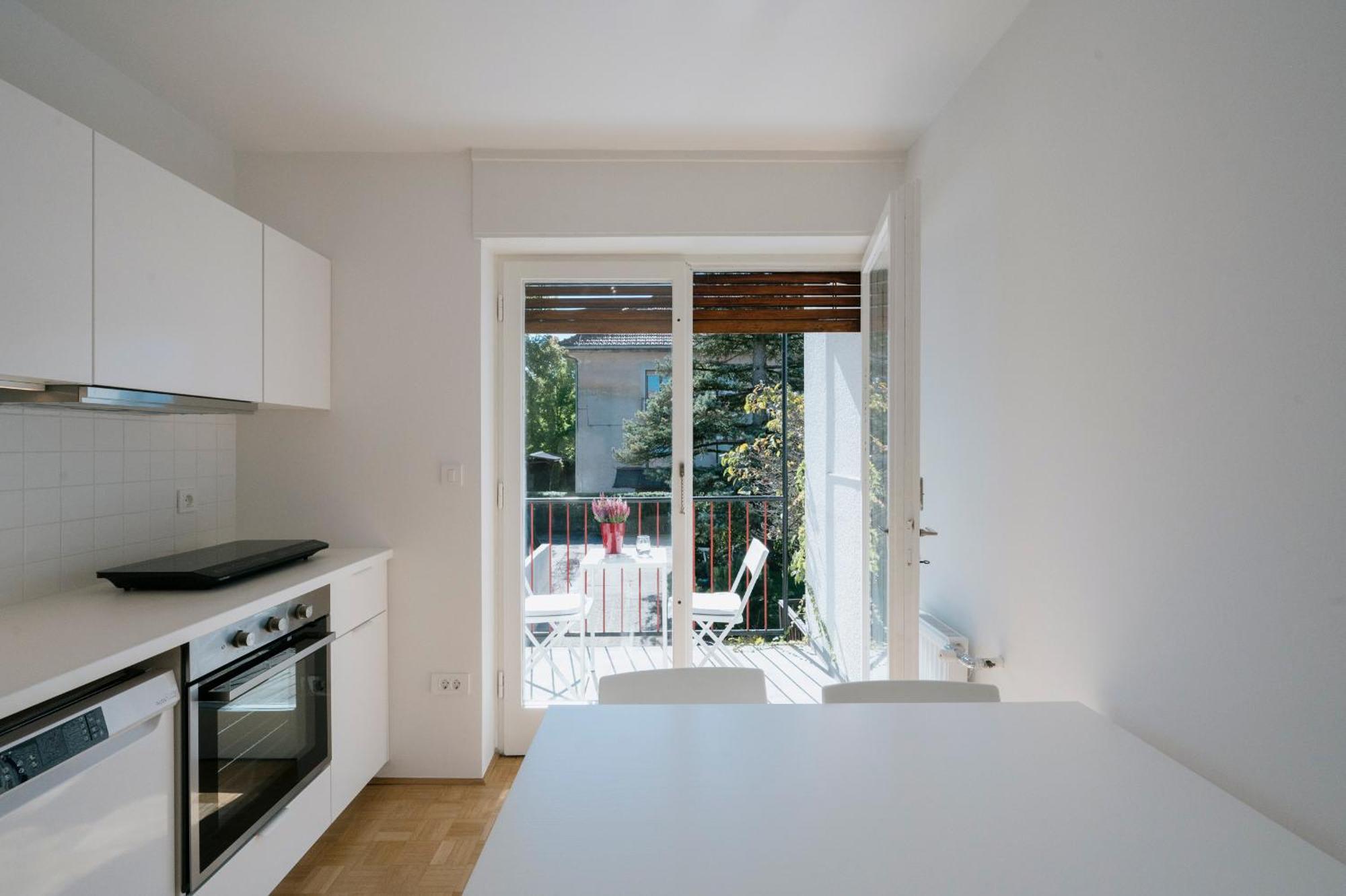 Ljubljana C17 4-Bedroom Private Row House With Garden And Parking 외부 사진